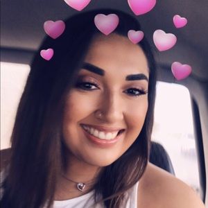 Meet your Posher, Lis